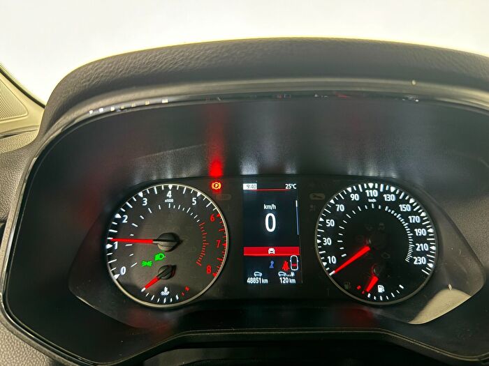 Renault Clio 1.0 SCe Joy araç görseli 19