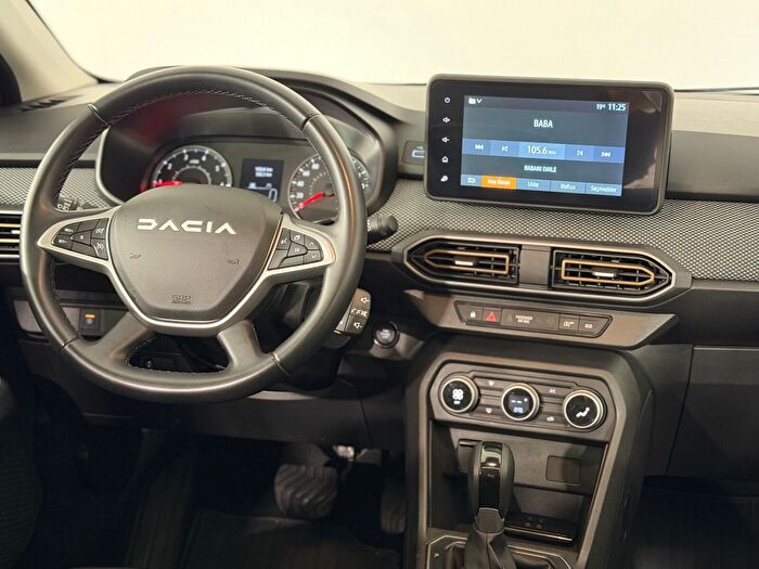 Dacia Sandero Stepway 1.0 TCE Expression CVT araç görseli 16