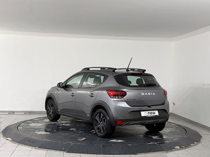 Dacia Sandero Stepway 1.0 TCE Expression CVT araç görseli 6