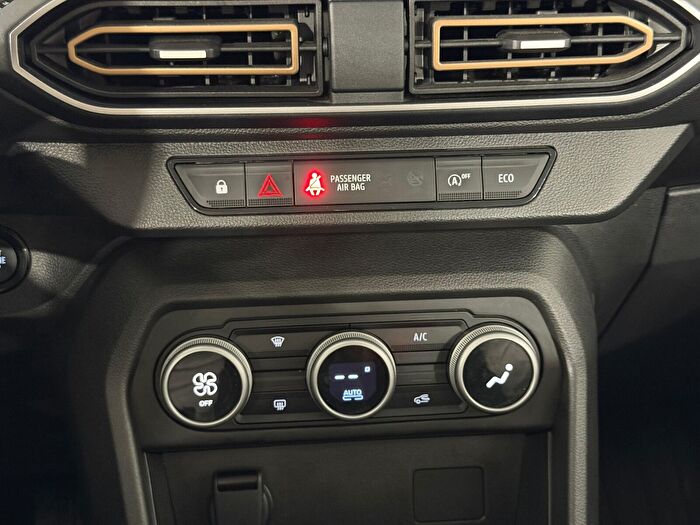Dacia Sandero Stepway 1.0 TCE Expression CVT araç görseli 21