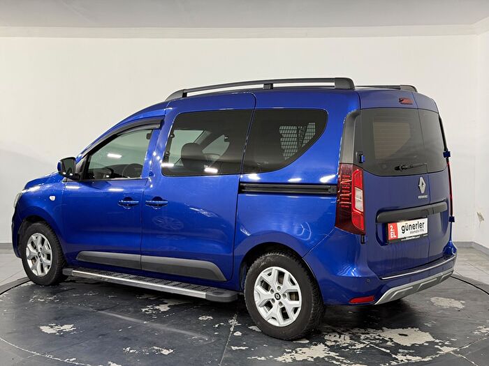 Renault Express Combi 1.5 BlueDCI Touch araç görseli 6