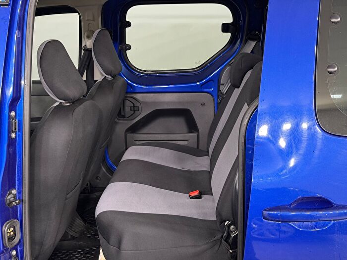 Renault Express Combi 1.5 BlueDCI Touch araç görseli 15