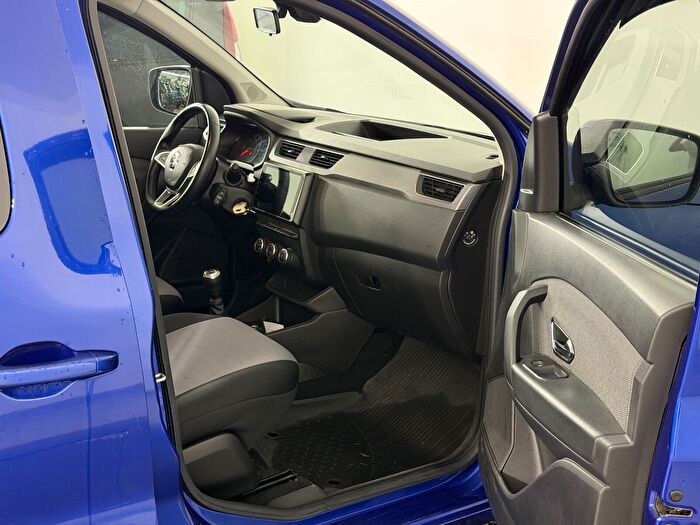 Renault Express Combi 1.5 BlueDCI Touch araç görseli 13