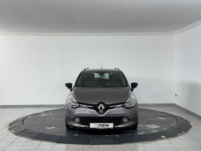 Renault Clio Sport Tourer 1.2 Turbo Icon EDC araç görseli 2