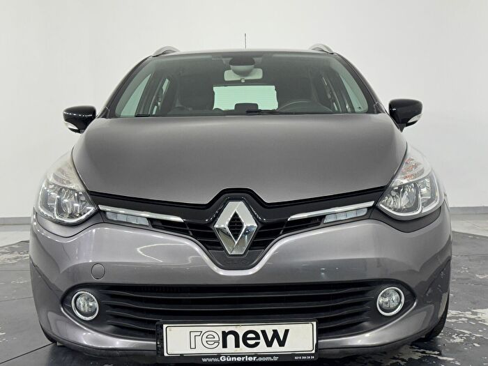 Renault Clio Sport Tourer 1.2 Turbo Icon EDC araç görseli 10