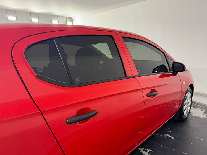 Opel Corsa 1.2 Essentia araç görseli 10