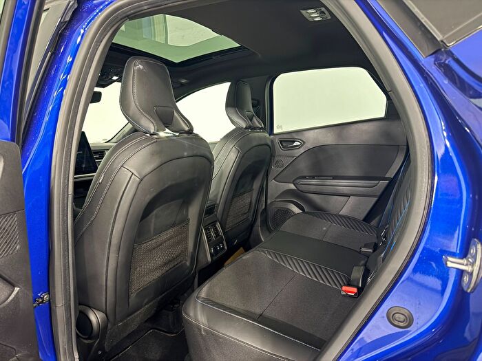 Renault Captur 1.3 TCe Esprit Alpine Mhev EDC araç görseli 17