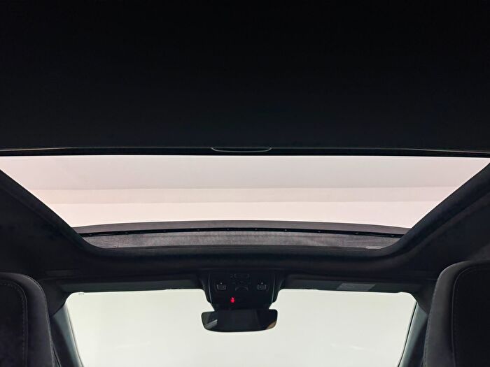 Renault Captur 1.3 TCe Esprit Alpine Mhev EDC araç görseli 13