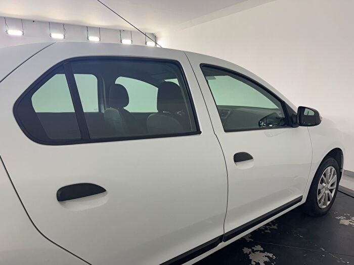 Renault Symbol 1.5 DCI Joy araç görseli 10