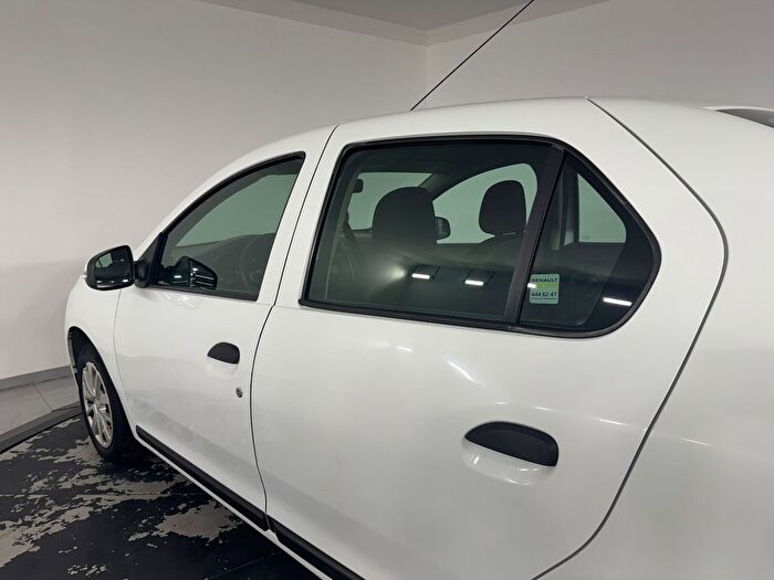 Renault Symbol 1.5 DCI Joy araç görseli 9