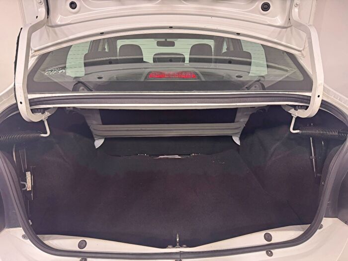 Renault Symbol 1.5 DCI Joy araç görseli 22