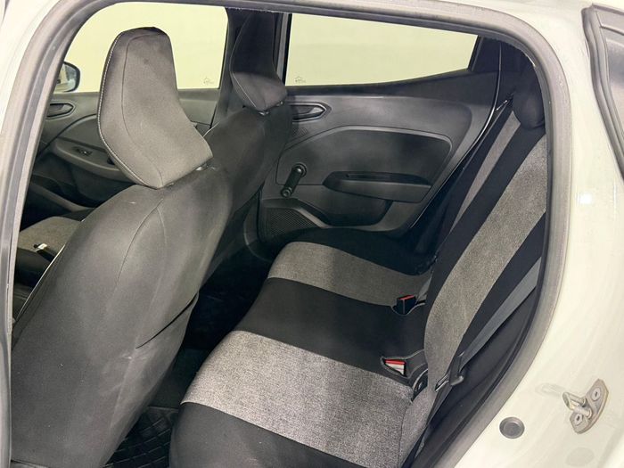Renault Clio 1.0 TCe Joy X-Tronic araç görseli 15