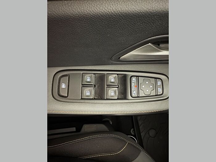 Dacia Duster 1.3 Turbo Extreme 4x2 EDC araç görseli 24