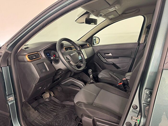 Dacia Duster 1.3 Turbo Extreme 4x2 EDC araç görseli 13