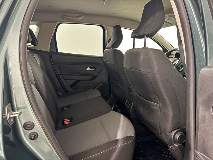Dacia Duster 1.3 Turbo Extreme 4x2 EDC araç görseli 16