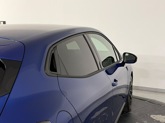 Renault Clio Hatchback 1.0 TCe Techno Esprit Alpine X-Tronic araç görseli 11