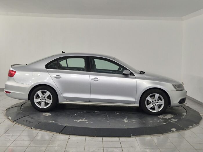 Volkswagen Jetta 1.2 TSI Comfortline araç görseli 4