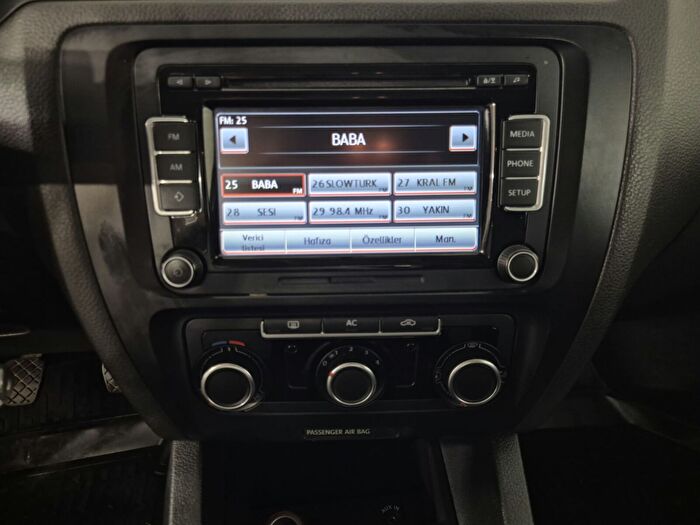 Volkswagen Jetta 1.2 TSI Comfortline araç görseli 17
