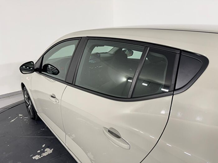 Dacia Sandero 10