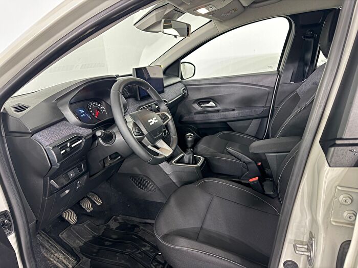 Dacia Sandero 13