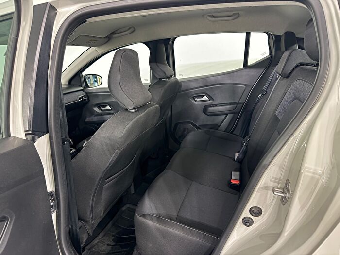 Dacia Sandero 15