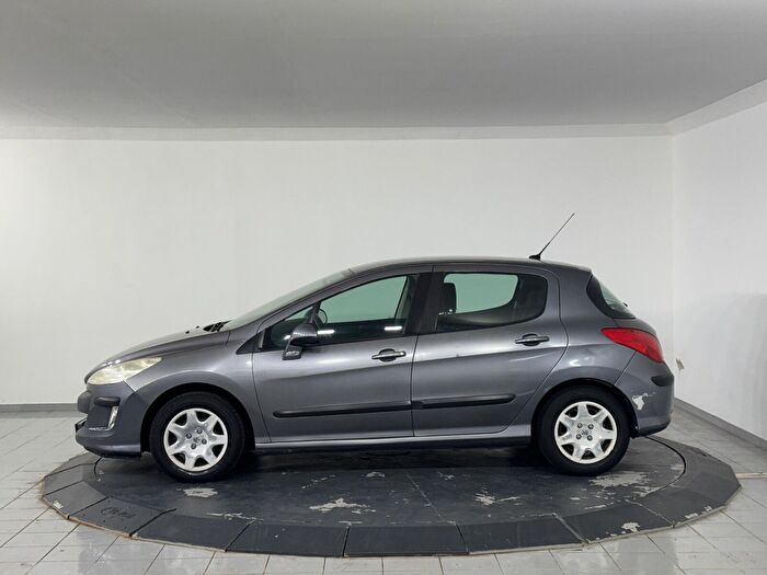 Peugeot 308 1.6 VTI Comfort Pack Otomatik araç görseli 4