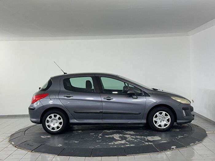 Peugeot 308 1.6 VTI Comfort Pack Otomatik araç görseli 3