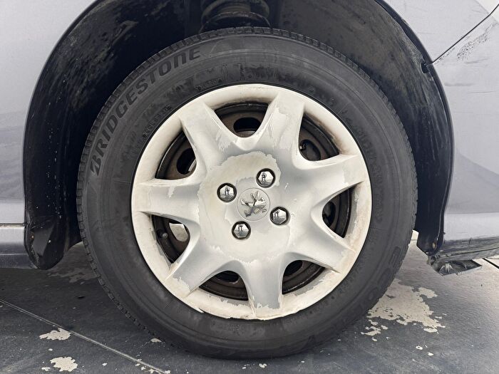 Peugeot 308 1.6 VTI Comfort Pack Otomatik araç görseli 25