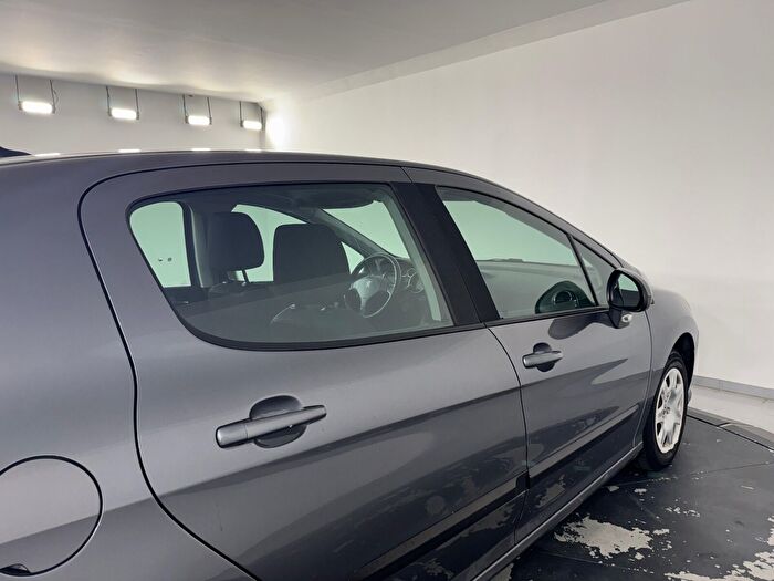 Peugeot 308 1.6 VTI Comfort Pack Otomatik araç görseli 8