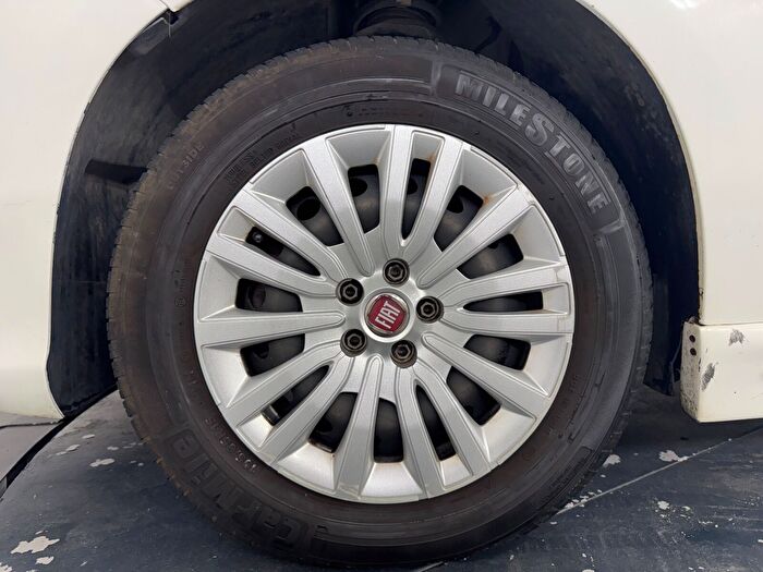 Fiat Egea 1.6 MultiJet Easy DCT araç görseli 28