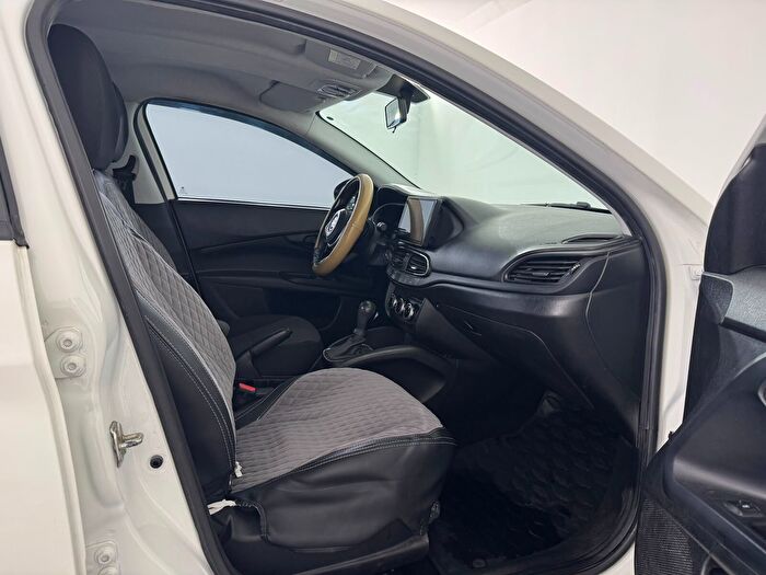 Fiat Egea 1.6 MultiJet Easy DCT araç görseli 12