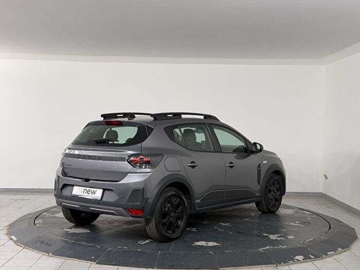 Dacia Sandero Stepway 1.2 Eco-G Extreme araç görseli 6