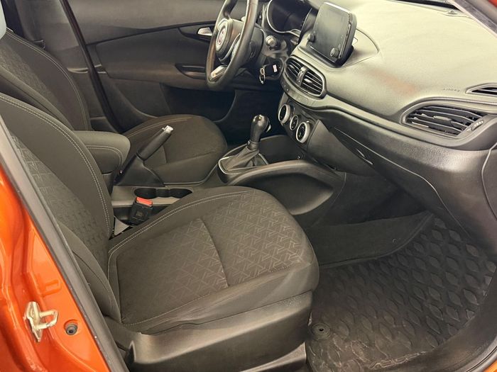 Fiat Egea Cross 1.6 Multijet Urban DCT araç görseli 13