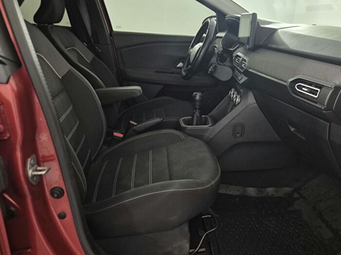 Dacia Jogger 1.0 Turbo Expression 7 Koltuk araç görseli 13