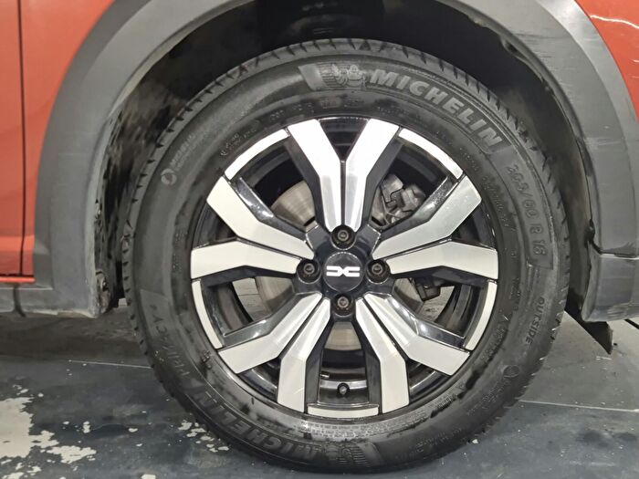 Dacia Jogger 1.0 Turbo Expression 7 Koltuk araç görseli 30