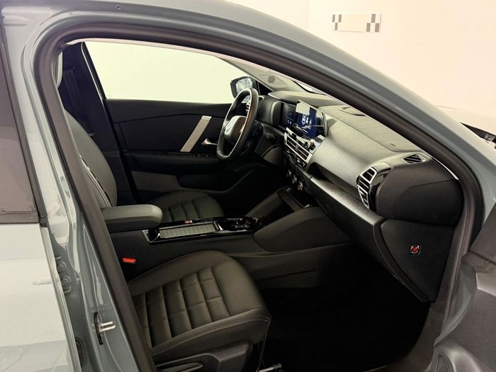 Citroen C4 X 1.2 Mhev Max e-DCS6 araç görseli 13
