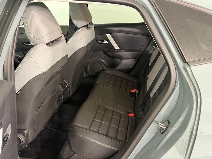 Citroen C4 X 1.2 Mhev Max e-DCS6 araç görseli 14