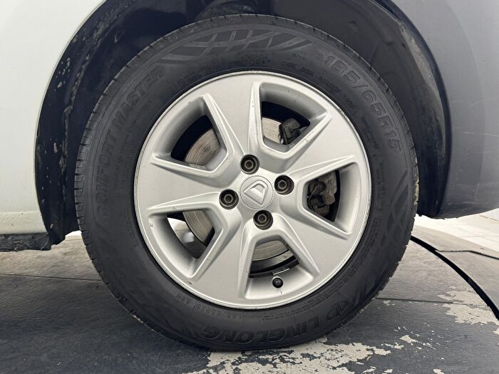 Dacia Dokker 1.5 BlueDCI Ambiance araç görseli 23