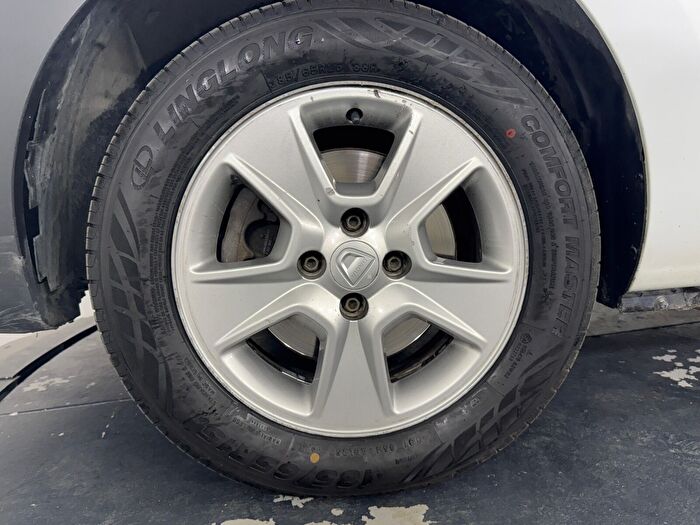 Dacia Dokker 1.5 BlueDCI Ambiance araç görseli 25