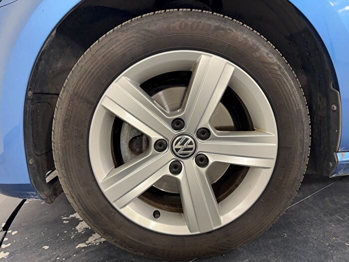 Volkswagen Golf 31