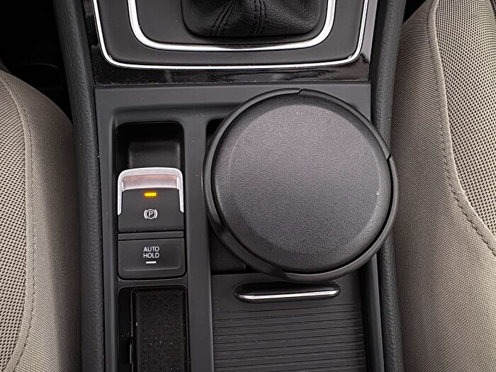 Volkswagen Golf 22