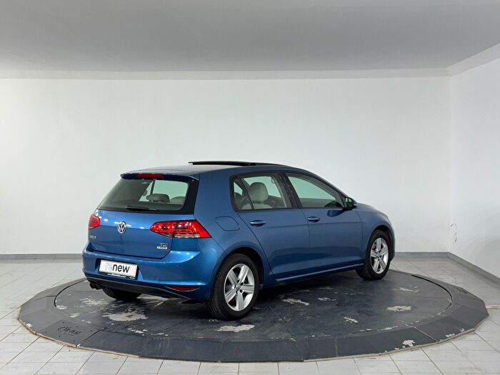 Volkswagen Golf 8