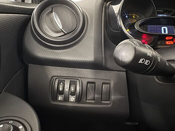 Renault Clio 18