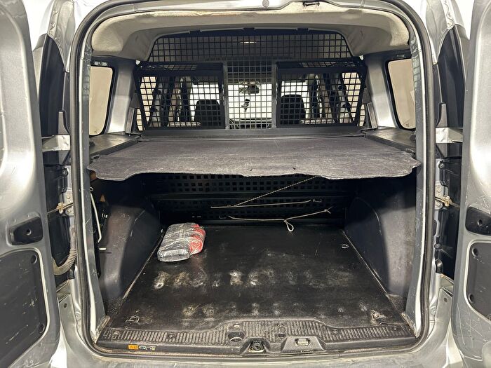 Renault Express Combi 1.5 BlueDCI Joy araç görseli 23