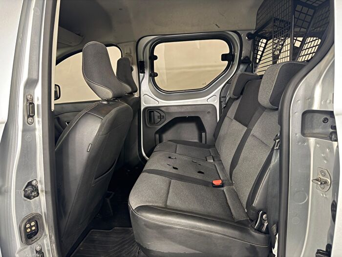 Renault Express Combi 1.5 BlueDCI Joy araç görseli 14