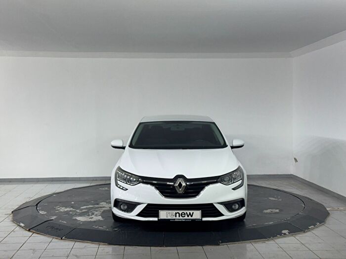 Renault Megane Sedan 1.5 DCI Touch EDC araç görseli 2
