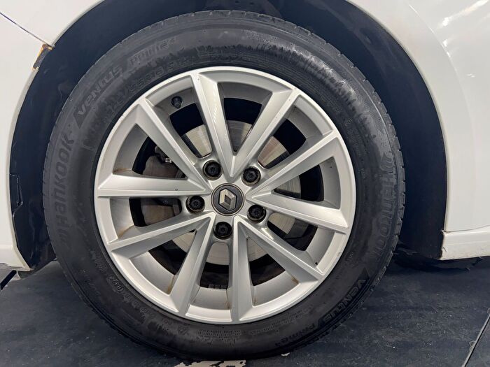 Renault Megane Sedan 1.5 DCI Touch EDC araç görseli 28