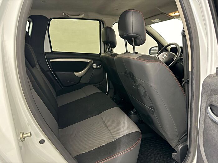 Dacia Duster 14
