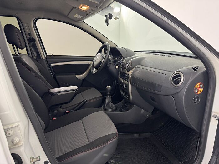 Dacia Duster 13