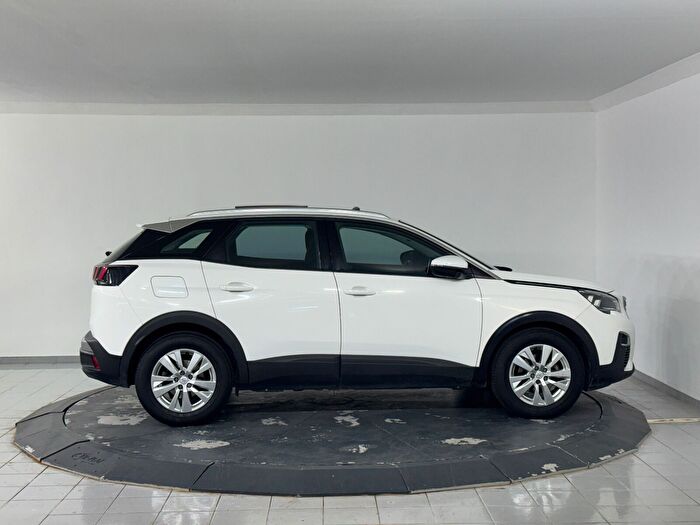 Peugeot 3008 1.5 BlueHDI Active Prime Edition EAT8 araç görseli 4